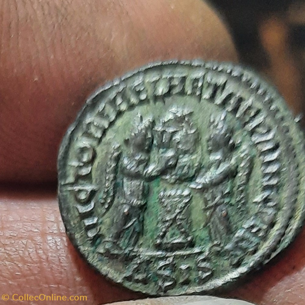 Constantin 1° A/Tete casquee a d R/ Victoires face a face D16.9 P 2.69g RIC 59(R3) C639 monnaies antiquite av jc ap romaines republicaines imperiales constantin 1 a tete casquee a d r victoires face a face d16 9 p 2 69g ric 59 r3 c639