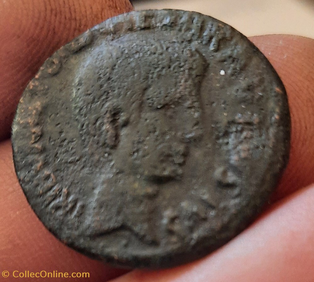 Auguste A/Tete nue a d R/Legende autour SC D25.3 P9.24g BN/R. 512 monnaies antiquite av jc ap romaines republicaines imperiales auguste a tete nue a d r legende autour sc d25 3 p9 24g bn r 512