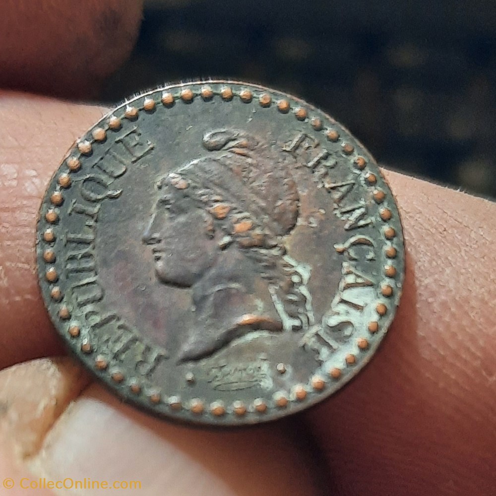 Deuxieme Republique A/Tete Republique a g R/Legende en 2 lignes D12.8 P1.90g F101/1 monnaies france modernes deuxieme republique a tete republique a g r legende en 2 lignes d12 8 p1 90g f101 1