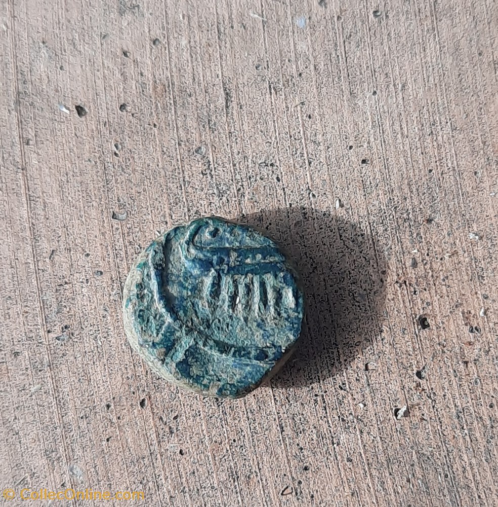 Marseille PB a la galere A/Tete de Minerve a g R/Galere a g D10.9 P2.12 -49-25 Feugere PBM 83-2 monnaie antique av jc ap gauloise marseille pb a la galere a tete de minerve a g r galere a g d10 9 p2 12 49 25 feugere pbm 83 2