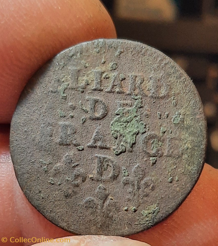 Louis XIV A/Buste couronne a d R /Legende D28.2 P3.44g C2012 G86 DY1588 DR412 monnaies france royales louis xiv a buste couronne a d r legende d28 2 p3 44g c2012 g86 dy1588 dr412