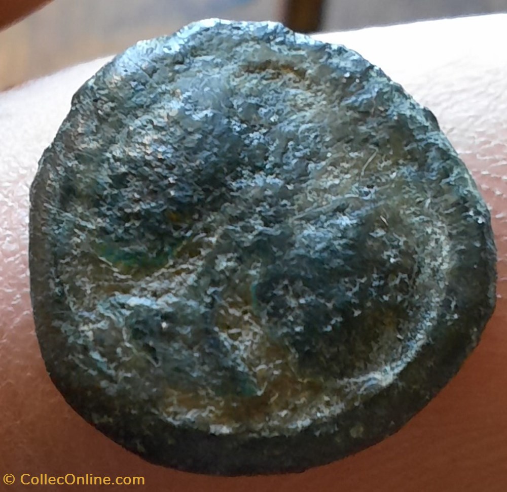 monnaies antiques celtes vallee du rhone petit potin y au long cou