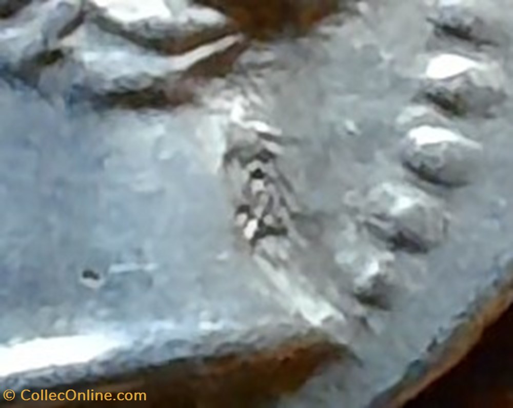 Obole de Marseille avec signature verticale le long de la nuque ? 4 monnaies antiques celtes obole de marseille avec signature verticale le long de la nuque