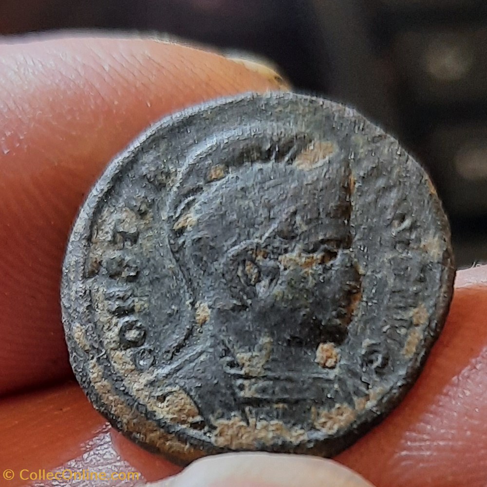 Constantin 1° A/Buste casque a d R/Autel +321+322 D19.9 P2.40g C20 RIC 341 monnaies antiquite av jc ap romaines republicaines imperiales constantin 1 a buste casque a d r autel 321 322 d19 9 p2 40g c20 ric 341