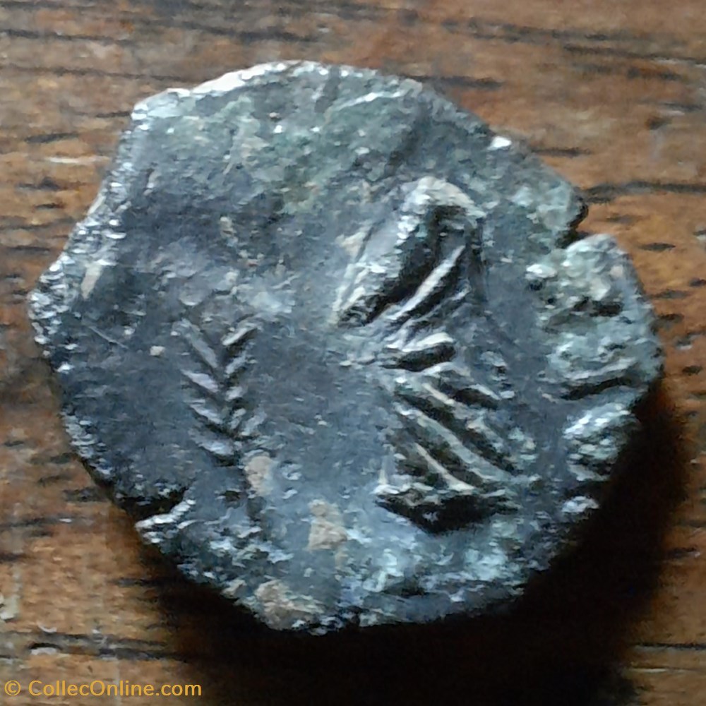 Nimes PB A/Tete feminine a d R/Personnage debout a g ,palme -60-40 D15 P2.50g Feugere VLC2677 monnaie antique av jc ap gauloise nimes pb a tete feminine a d r personnage debout a g palme 60 40 d15 p2 50g feugere vlc2677