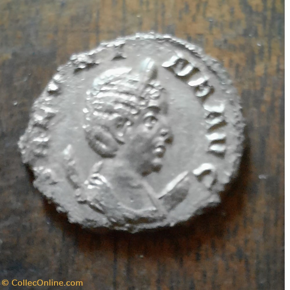 Salonine A/Buste diademe a d R/Junon debout a g D 20.6 P3.52g rcv 10640 c 60 ric 29 monnaie antique av jc ap romaine republicaine imperiale salonine a buste diademe a d r junon debout a g d 20 6 p3 52g rcv 10640 c 60 ric 29