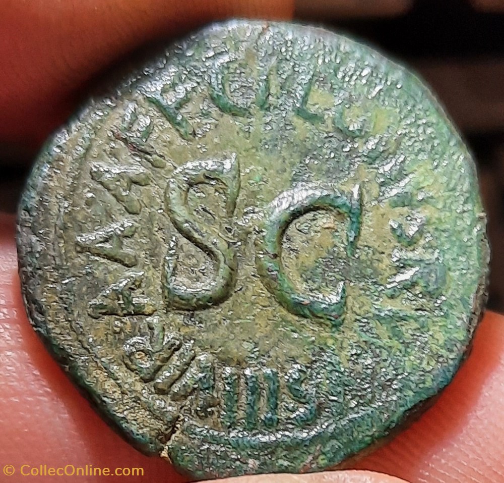 Auguste A/Tete nue a d R / Legende autour SC D27.6 P 10.39g C504 RIC389 RCV 1680 monnaie antiquite av jc ap romaine republicaine imperiale auguste a tete nue a d r legende autour sc d27 6 p 10 39g c504 ric389 rcv 1680