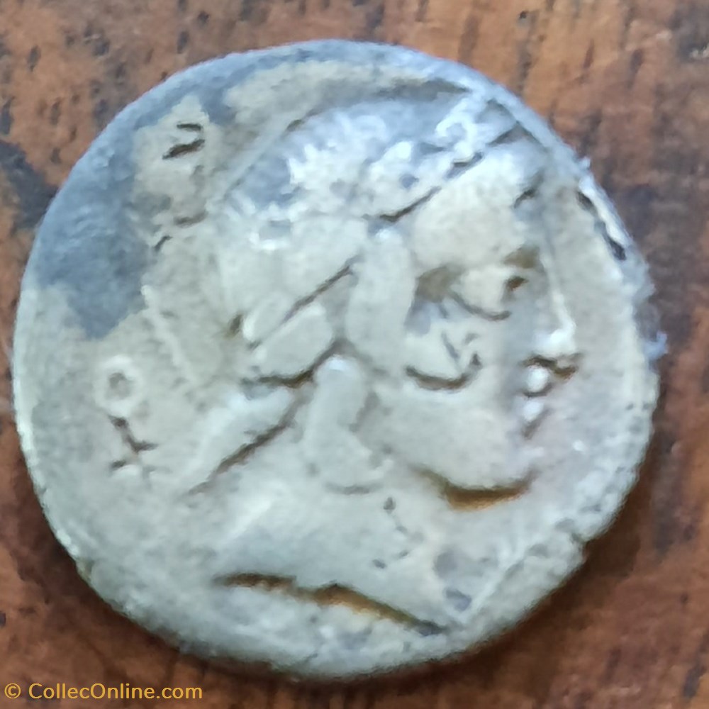 Crepusia A / Tete lauree d Apollon R /Cavalier a d D 17.1 P 3.24g RCV 283 RRC 361/1c monnaie antique jc romaine republicaine imperiale crepusia a tete lauree d apollon r cavalier a d d 17 1 p 3 24g rcv 283 rrc 361 1c
