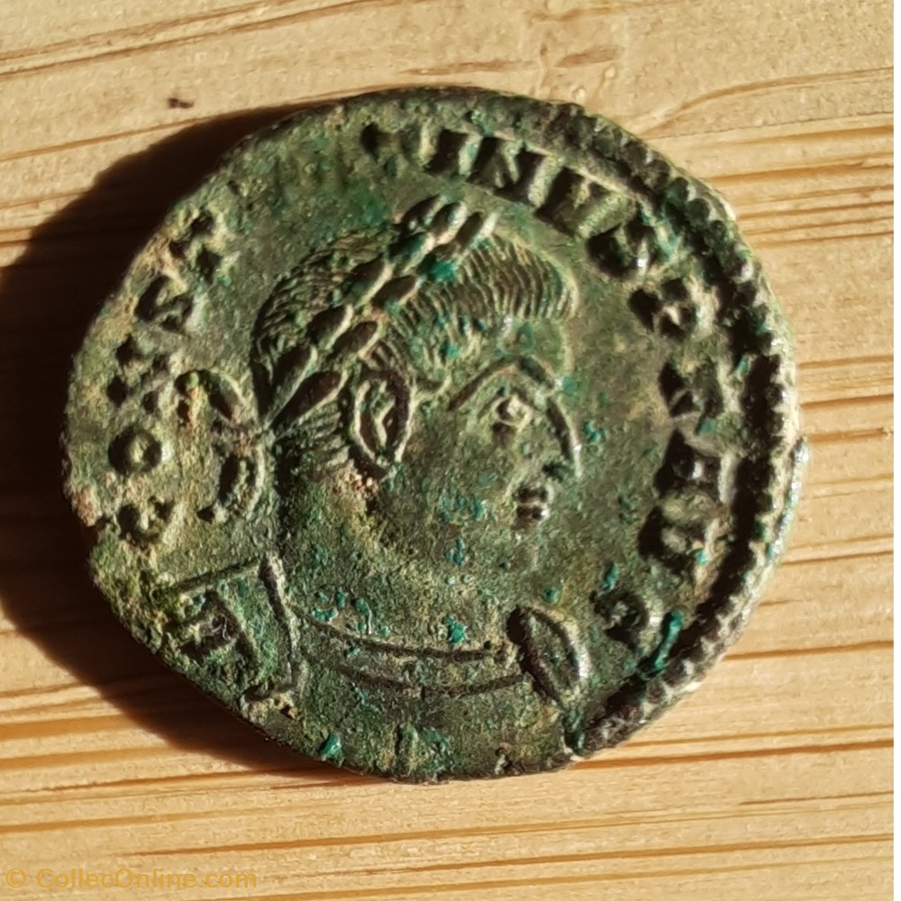 Constantin 1° A/Buste laure a d R / Soleil debout a g D 20.1 P3.40g RIC 133(R4) C530 RCV 16063 monnaie antique av jc ap romaine republicaine imperiale constantin 1 a buste laure a d r soleil debout a g d 20 1 p3 40g ric 133 r4 c530 rcv 16063