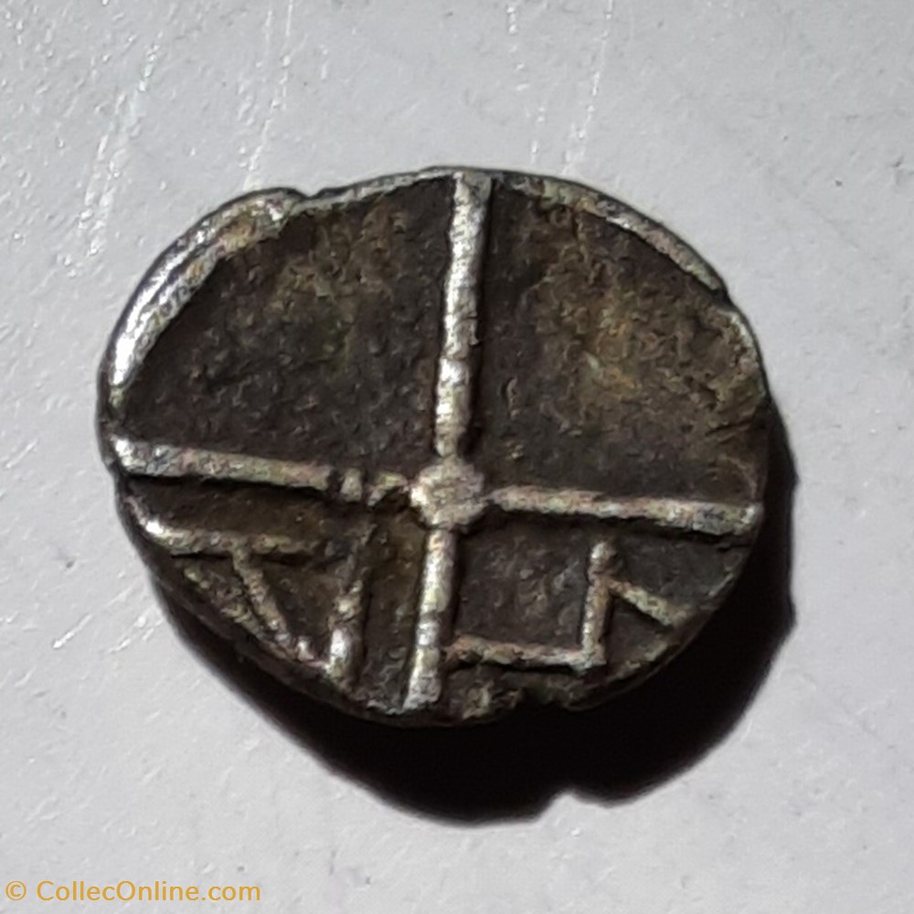 Marseille obole imitation AM A/Tete Apollon a g R/Roue avec rayons D8.5 P 0.50g monnaie antique jc gauloise marseille obole imitation am a tete apollon a g r roue avec rayons d8 5 p 0 50g