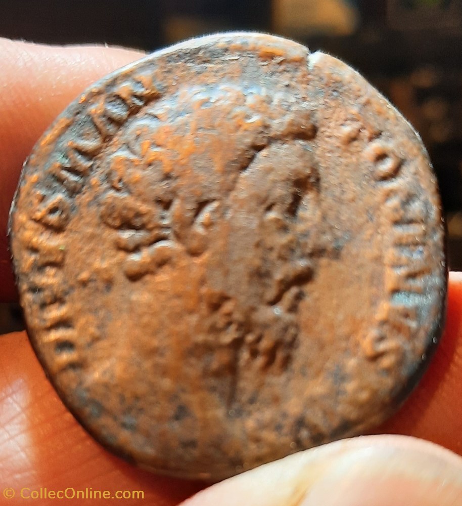 Marc Aurele A/Tete nue a d R / Quadrige Elephants D29.9 P21.27g C95 RIC661 RCV5985 monnaies antiquite av jc ap romaines republicaines imperiales marc aurele a tete nue a d r quadrige elephants d29 9 p21 27g c95 ric661 rcv5985
