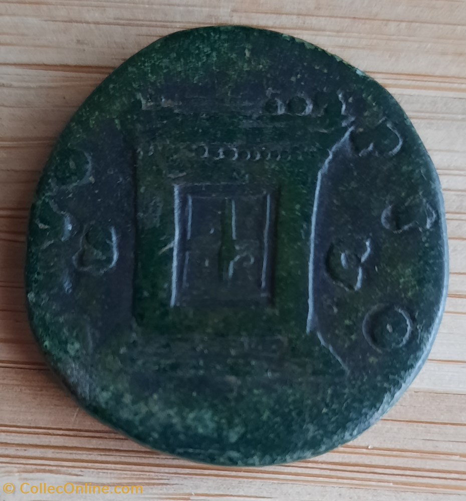 Antonin le Pieux A/Tete nue a d R / Autel D 30.6 P 24.37 RCV 5200 C 358 RIC 1272 monnaie antiquite av jc ap romaine republicaine imperiale antonin le pieux a tete nue a d r autel d 30 6 p 24 37 rcv 5200 c 358 ric 1272