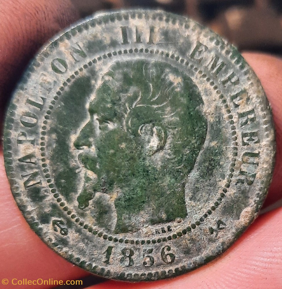 Napoleon 3 A/Tete nue a g R/Aigle D30.3 P9.66g F133/34 monnaies france modernes napoleon 3 a tete nue a g r aigle d30 3 p9 66g f133 34