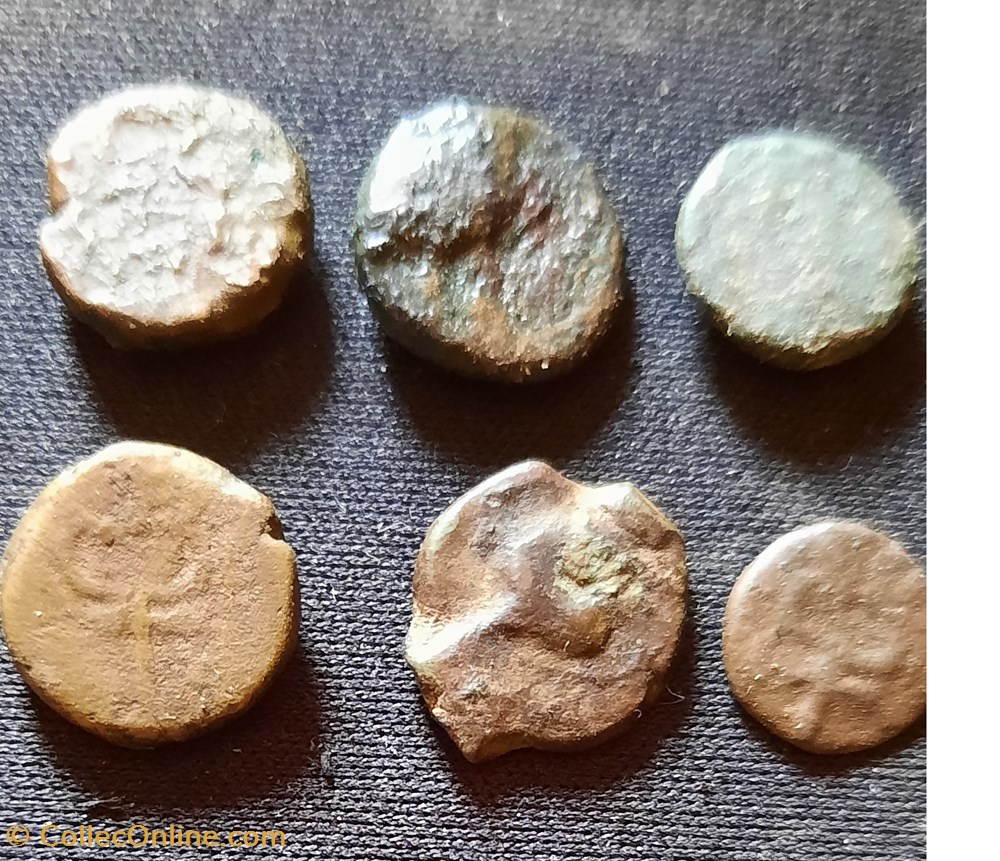 Divers bronze tardifs etat moyen (B) monnaies antiques celtes divers bronze tardifs etat moyen b