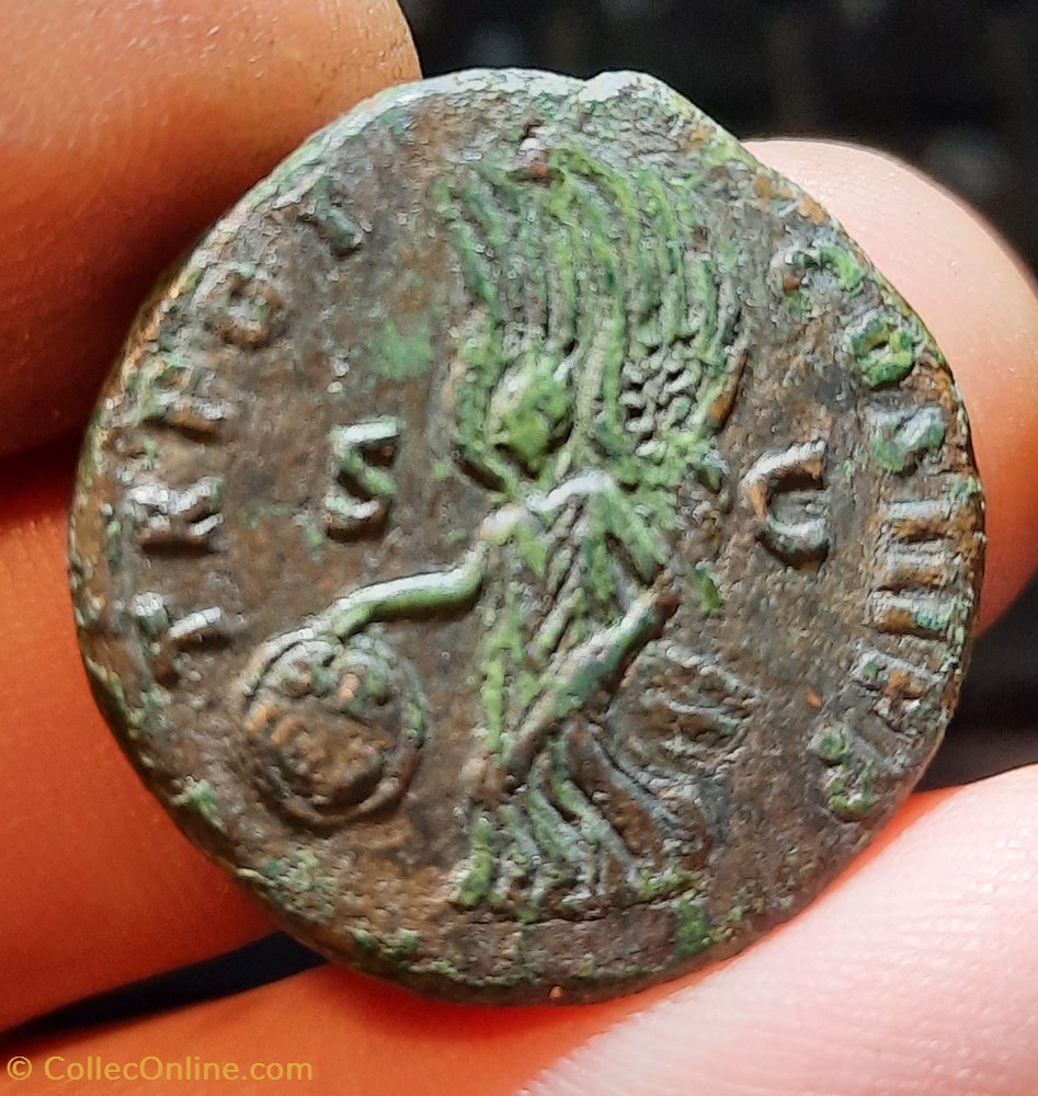 Trajan A / Tete lauree a d R / Victoire volant a g D26.5 P 10.31g C628 RIC 417RCV 3242 monnaies antiquite av jc ap romaines republicaines imperiales trajan a tete lauree a d r victoire volant a g d26 5 p 10 31g c628 ric 417rcv 3242