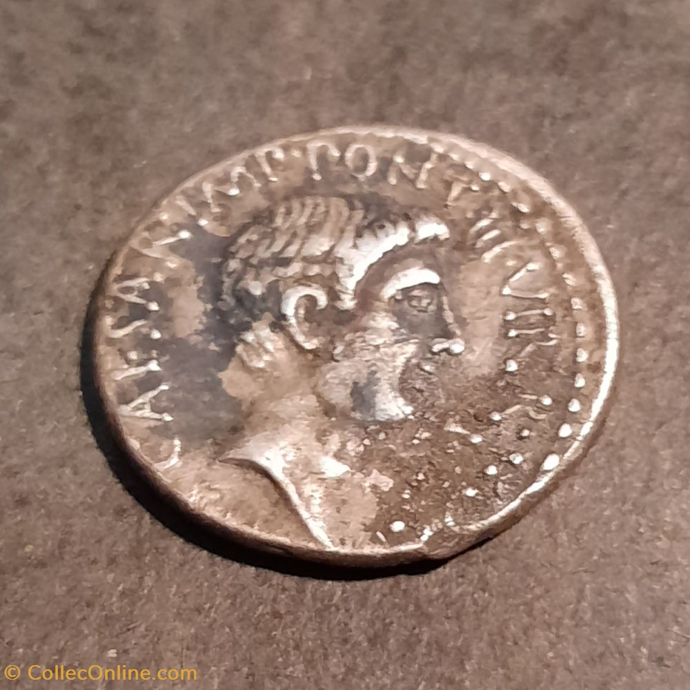 Marc Antoine A/Tete nue a d R/ Tete d octave nue -41 D19 P2.92 RCV1504 C8 DENIER FOURRE monnaie antique jc ap romaine republicaine imperiale marc antoine a tete nue a d r tete d octave nue 41 d19 p2 92 rcv1504 c8 denier fourre