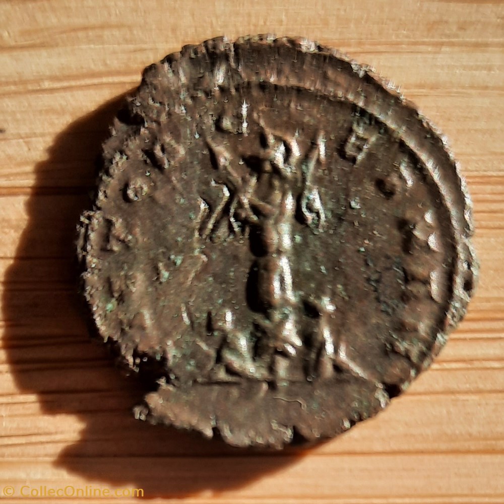 Claude 2 A / Buste radie a d R/ Trophee entre 2 captifs +268+270 D21.7 P 4.75g RIC247 C289 monnaie antique av jc romaine republicaine imperiale claude 2 a buste radie a d r trophee entre 2 captifs 268 270 d21 7 p 4 75g ric247 c289