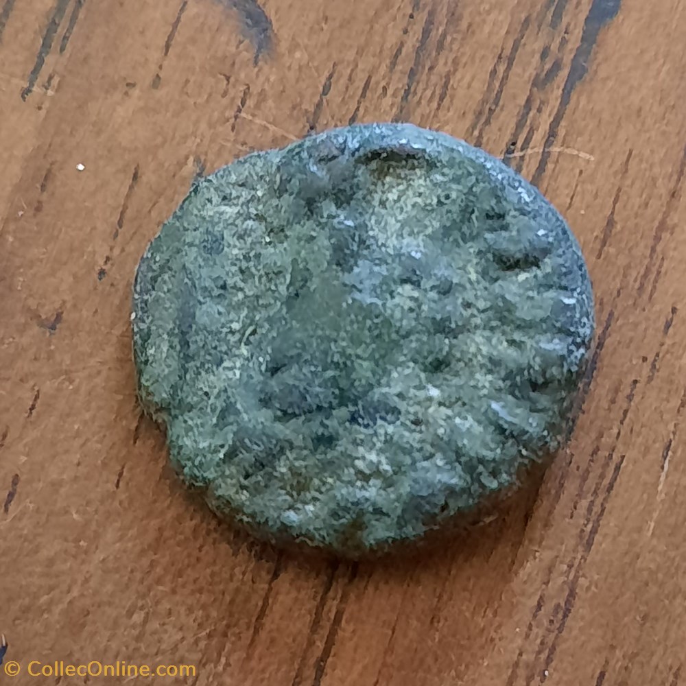 Marseille PB a l aigle A/Tete Minerve casquee R/Aigle a d -49-25 D 13.7 P2.13 Feugere PBM85-2 monnaie antique av jc ap gauloise marseille pb a l aigle a tete minerve casquee r aigle a d 49 25 d 13 7 p2 13 feugere pbm85 2