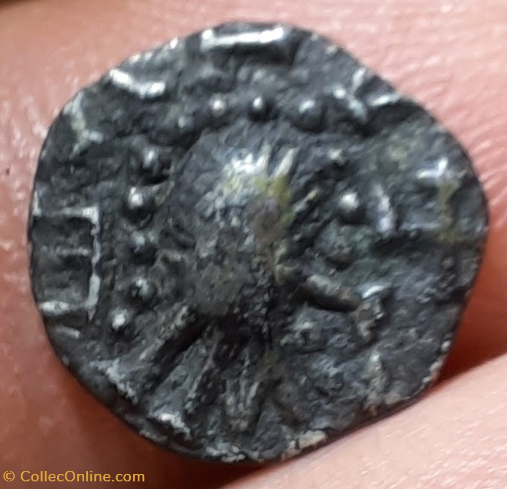 Merovingien A/Tete stylisee a d R/Croix cantonnee de 4 points +675+750 D11.6g P0.85g BD4642/4644 4 monnaies france merovingiennes merovingien a tete stylisee a d r croix cantonnee de 4 points 675 750 d11 6g p0 85g bd4642 4644