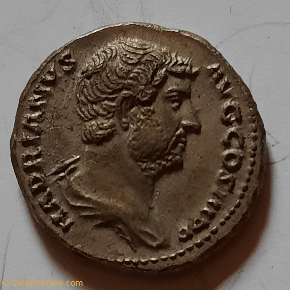 Hadrien A/Tete nue a d R/Providence debout a g D16 P 2.58g C 1204 RIC 261 monnaie antique av jc ap romaine republicaine imperiale hadrien a tete nue a d r providence debout a g d16 p 2 58g c 1204 ric 261