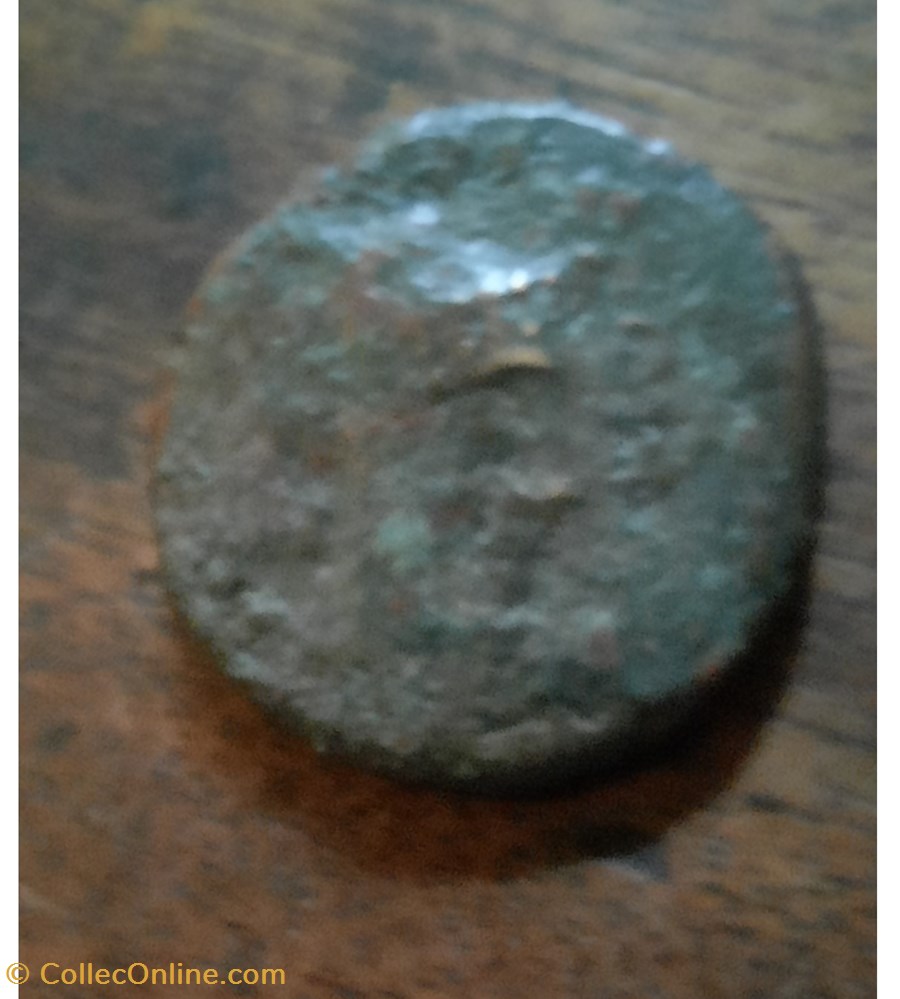 Longostalete A/Tete virile a d R/Trepied votif -150-75 D24.8 P9.82 Feugere IBL 2369 monnaie antique av jc ap gauloise longostalete a tete virile a d r trepied votif 150 75 d24 8 p9 82 feugere ibl 2369