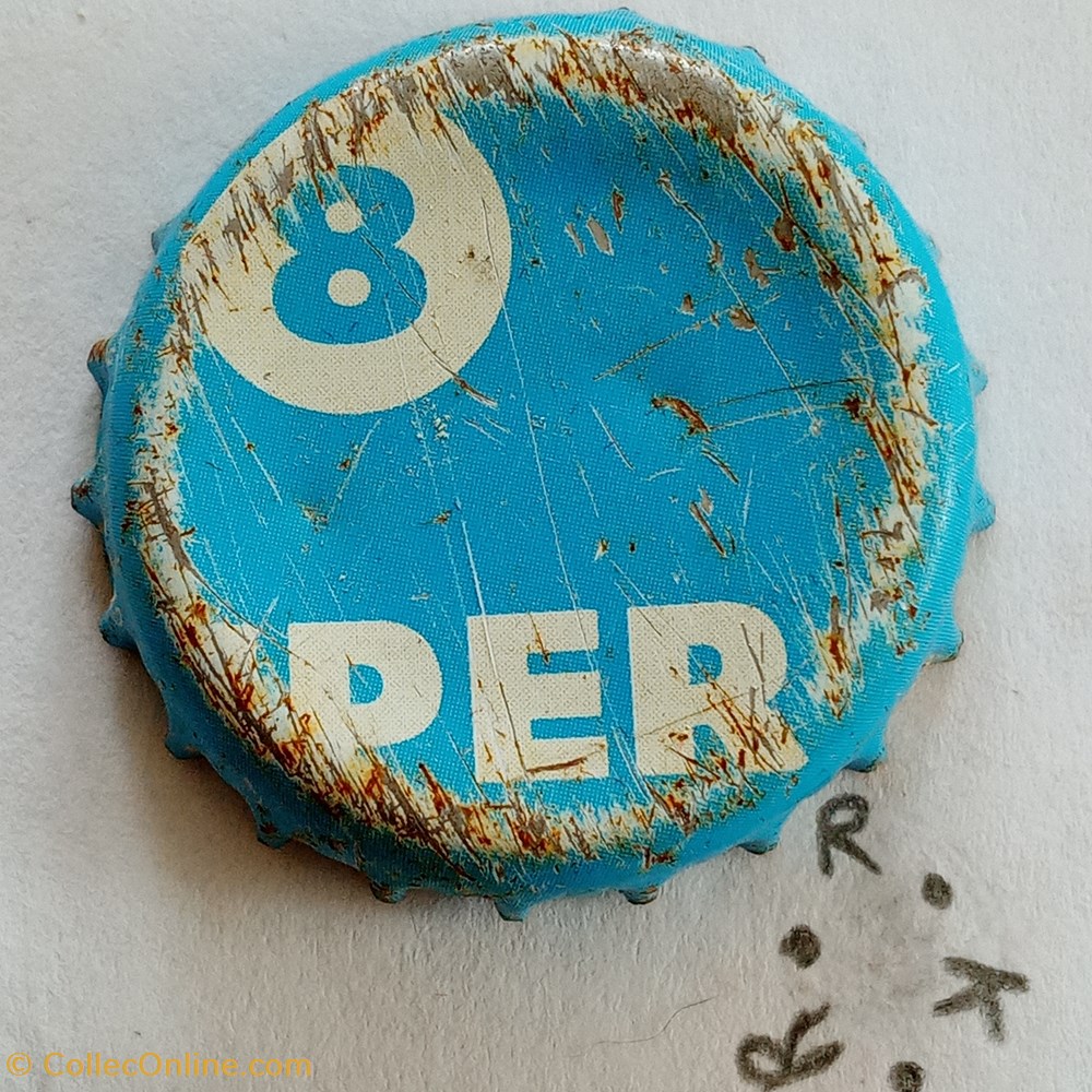 Super 8 (bleu) capsules muselets biere belgique super 8 bleu