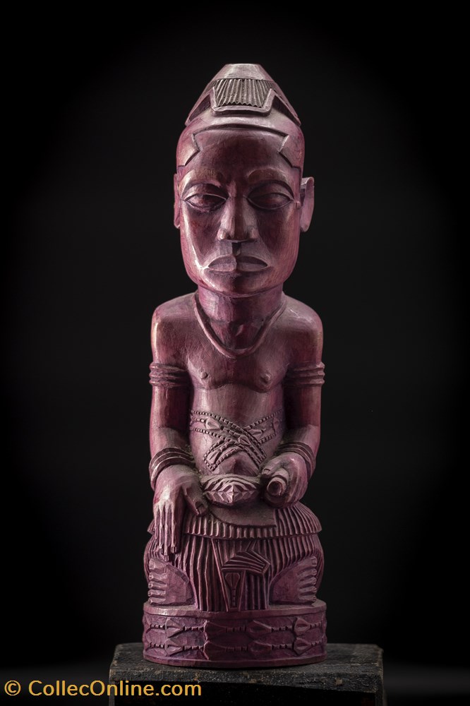 roi Bushoong Kuba "Ndop" Congo couleur mauve art antiquite africain statuette roi bushoong kuba ndop congo couleur mauve