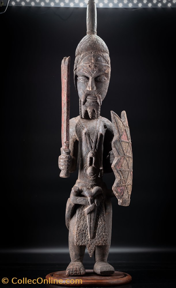 art antiquite africain statuette de guerrier bena lulua congo