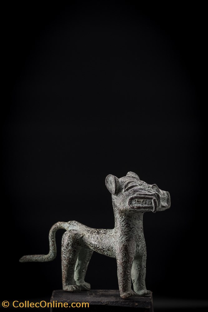 Léopard en bronze du Bénin 2 art antiquite africain statuette leopard en bronze du benin