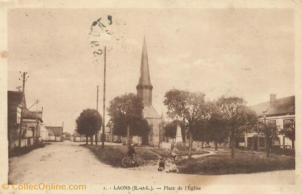 cartes postales europe france la place de eglise a laons
