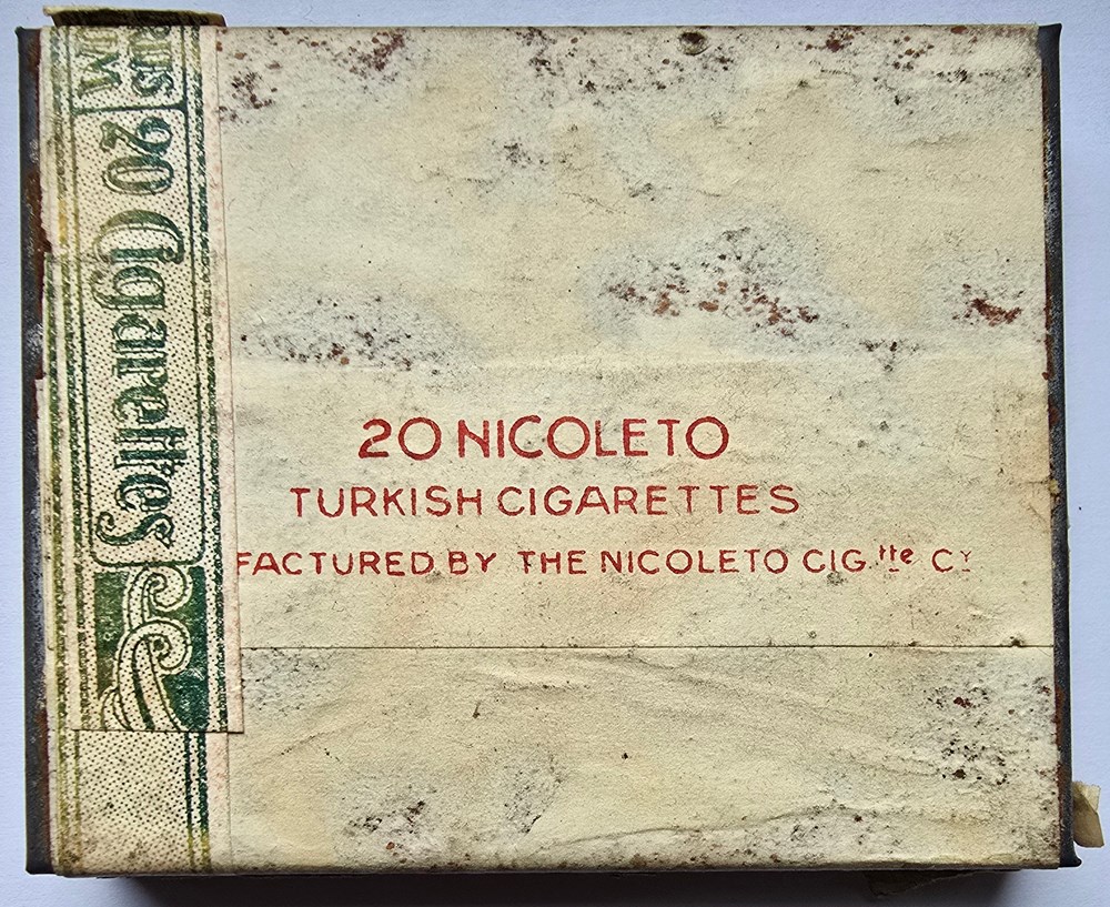 Boîte - 20 cigarettes égyptiennes Nicoleto - 1.00 Fr - Sie. XIV c / 8c art de la table argenterie bistrot alimentation tabac boite 20 cigarettes egyptiennes nicoleto 1 00 fr sie xiv c 8c