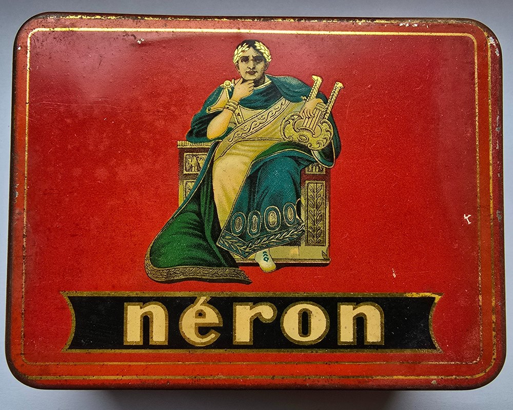 Boîte - cigares Néron Entr'actes - Van de Walle Frères art la table argenterie bistrot alimentation tabac boite cigares neron entr actes van de walle freres