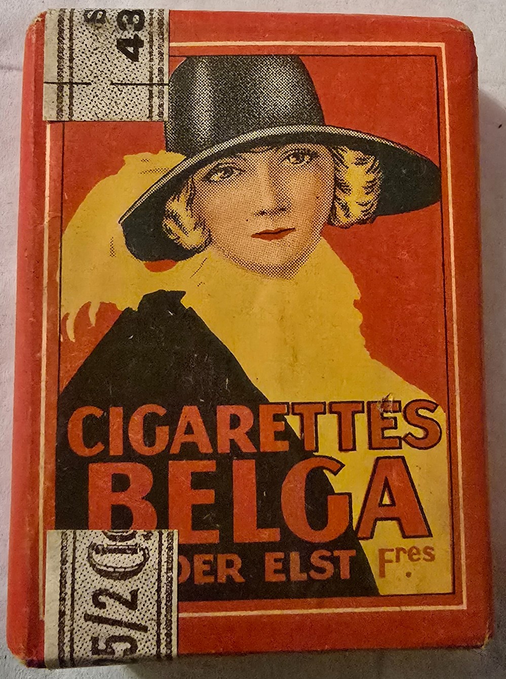 Paquet - 12 cigarettes légères Belga - surimpression 1.50 fr sur 1.41fr - Sie 433A - Sie 438 barré art de la table argenterie bistrot alimentation tabac paquet 12 cigarettes legeres belga surimpression 1 50 fr sur 1 41fr sie 433a sie 438 barre