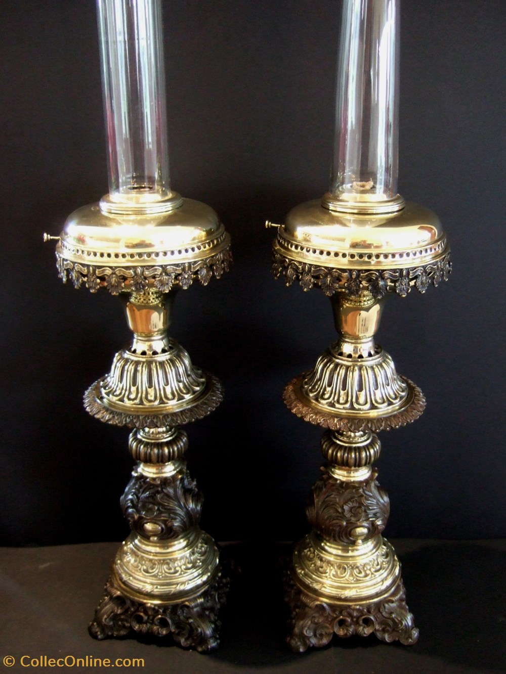 Paire de lampes à huile dites "lampe solaire " art antiquites eclairage ancien paire de lampes a huile dites lampe solaire