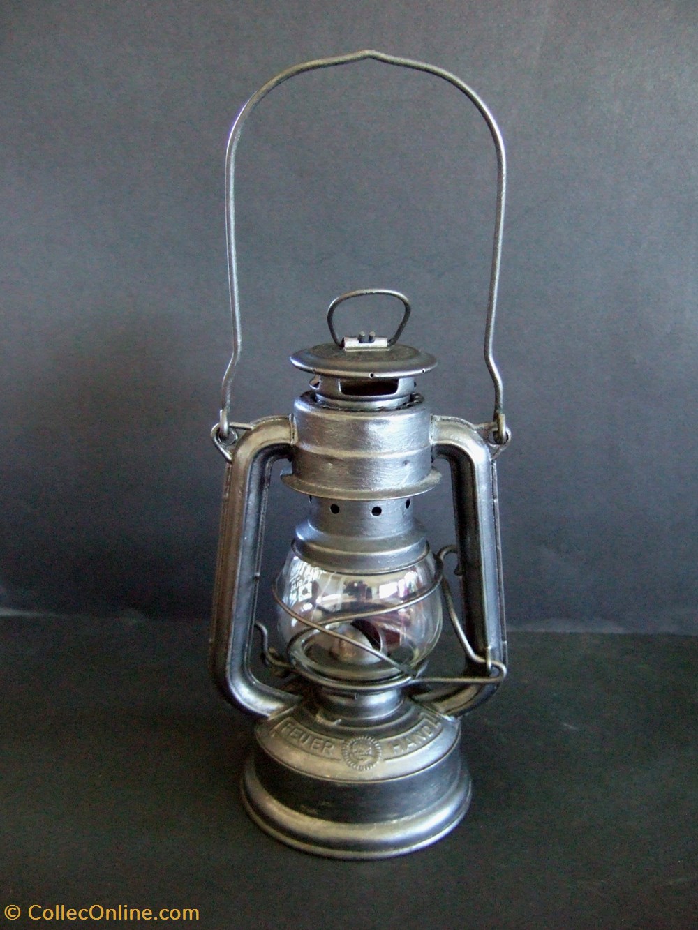 art antiquites eclairage ancien petite lampe tempete feuer hand