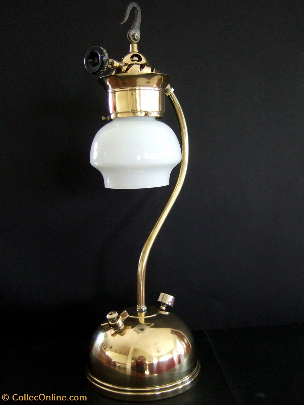 art antiquites eclairage ancien lampe a pression lilor