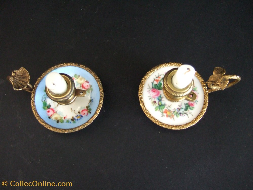Petits bougeoirs de maison de poupée, en porcelaine art antiquites eclairage ancien petits bougeoirs de maison de poupee en porcelaine