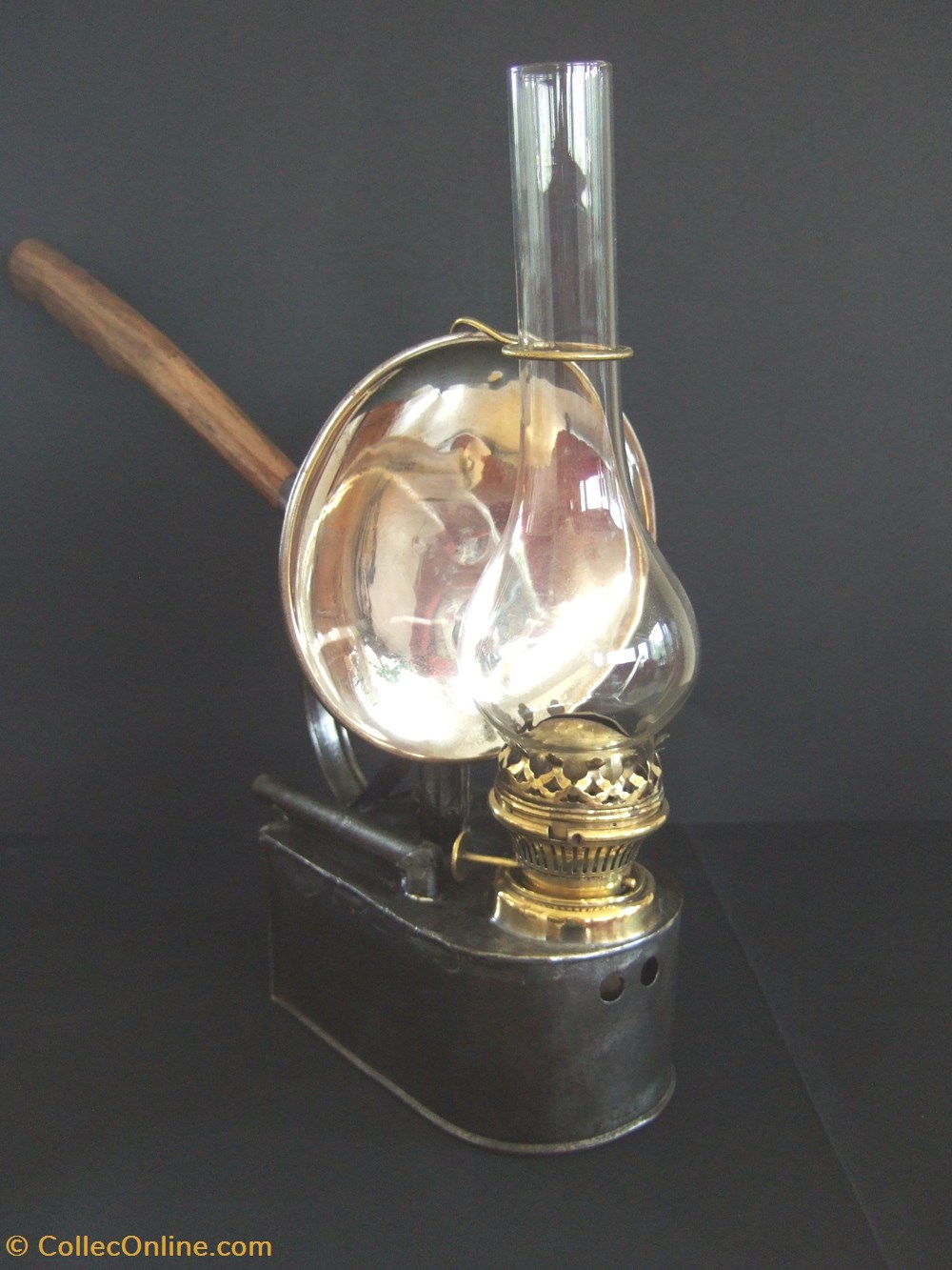 Lampe de boulanger, à pétrole 2 art antiquites eclairage ancien lampe de boulanger a petrole