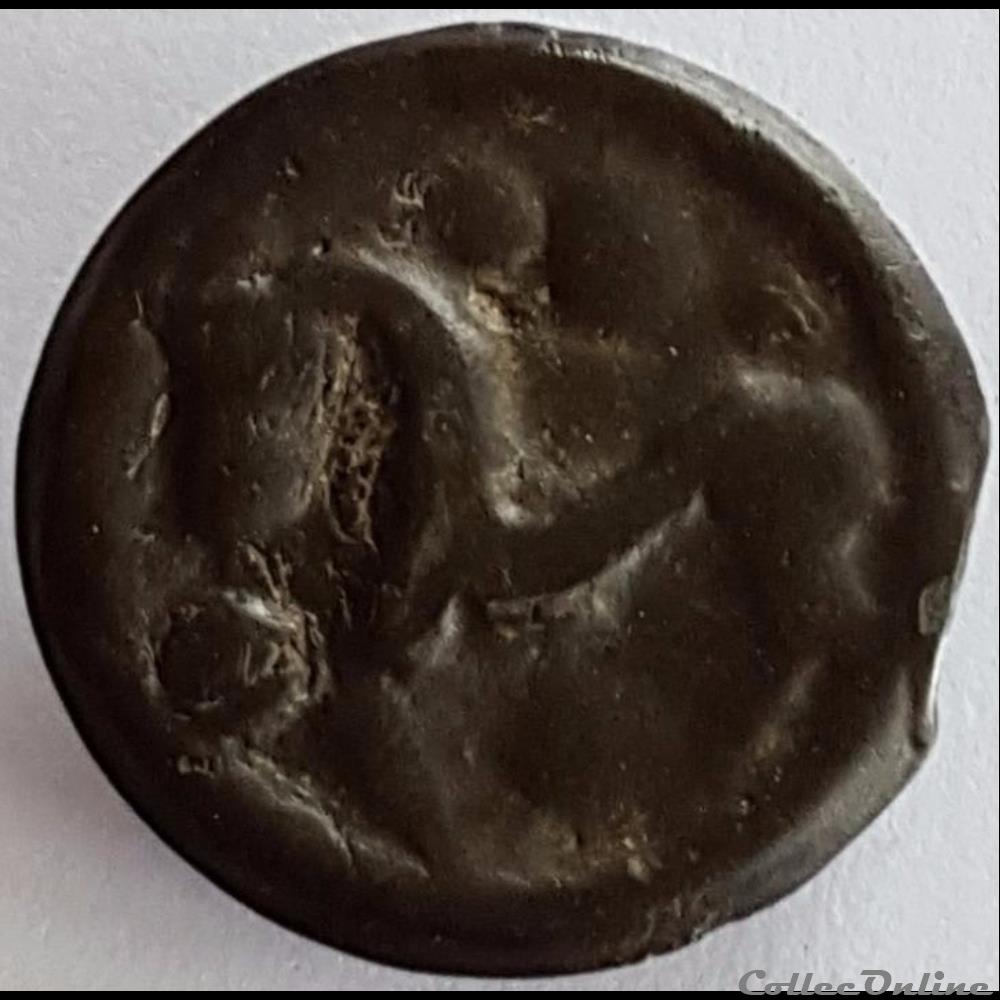 Série 562 DT 2648 Potin à la tête casquée et cheval monnaie antique gauloise serie 562 dt 2648 potin a la tete casquee et cheval