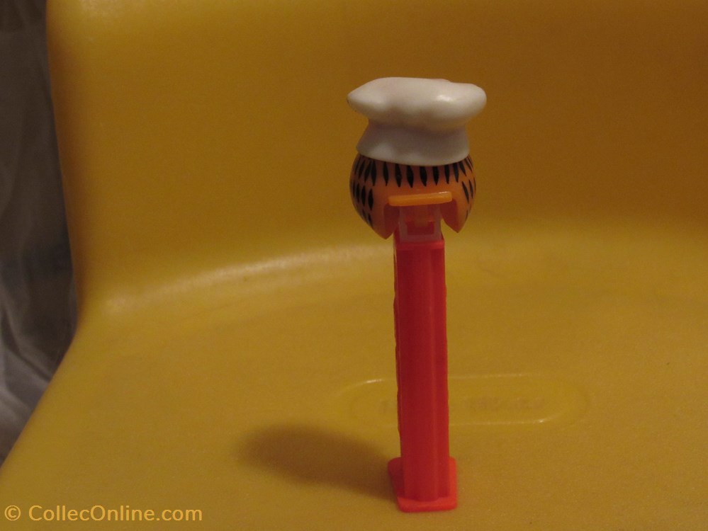 board games toys garfield chef pez dispenser