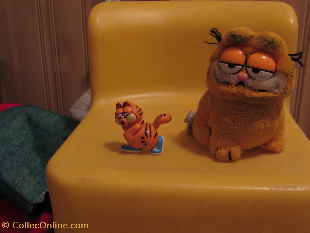 Garfield Jogging Figure figurines garfield jogging figure