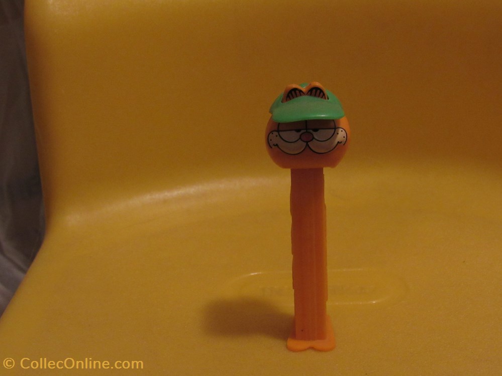 Garfield Pez Dispenser with Green Hat board games toys garfield pez dispenser with green hat