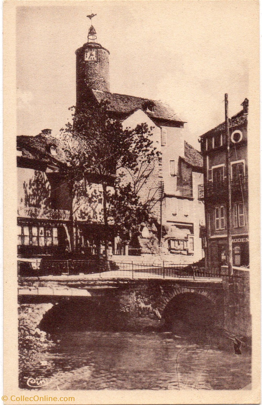 cartes postales europe france c07 la tour et le vieux pont