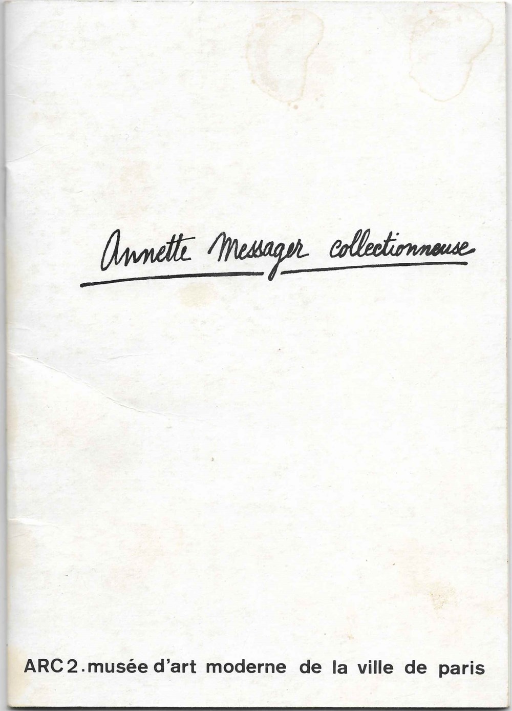 Annette Messager collectionneuse livres bd revues annette messager collectionneuse