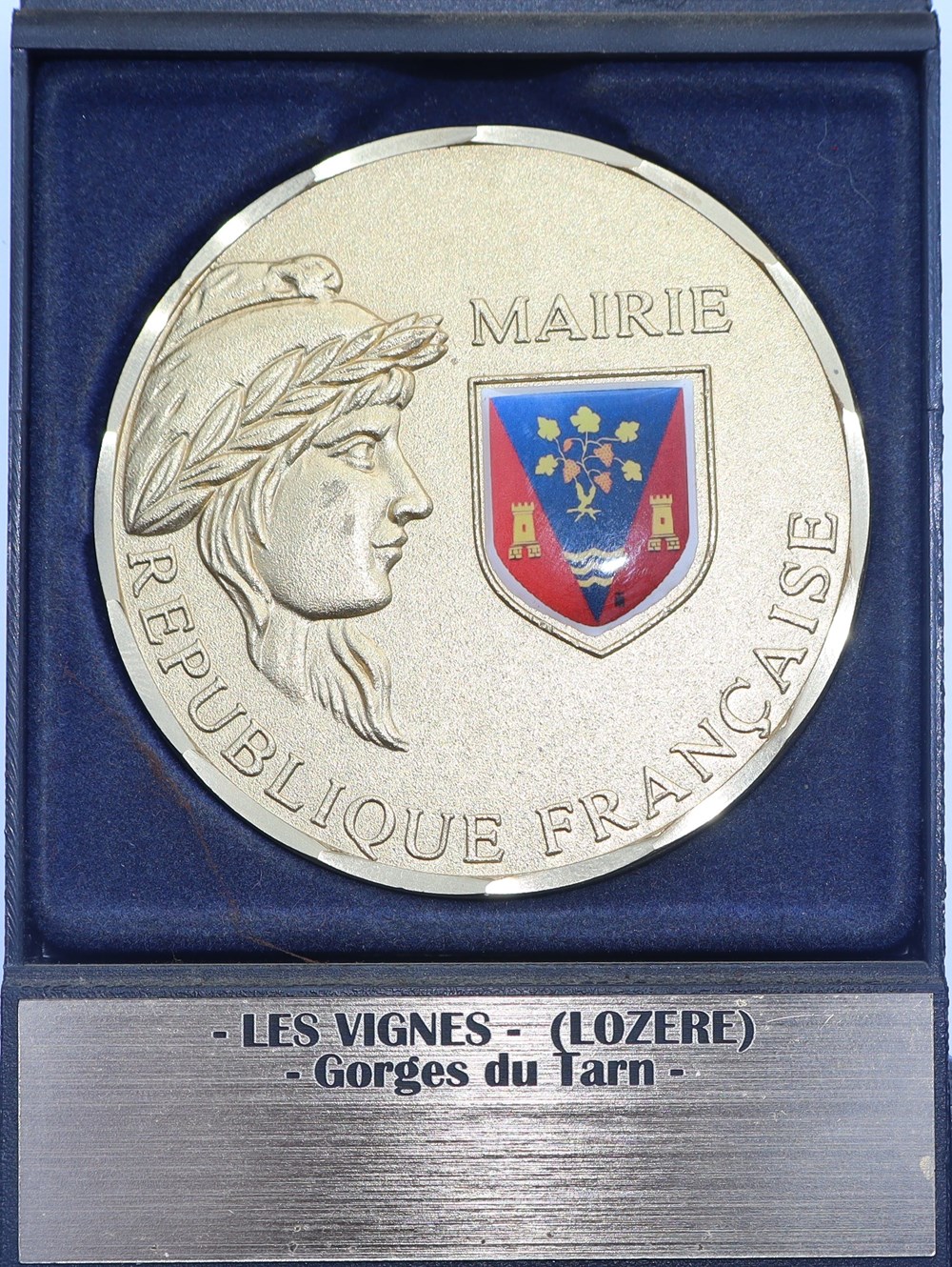 1990 (vers) - Mairie des Vignes (Lozère) medailles france 1990 vers mairie des vignes lozere