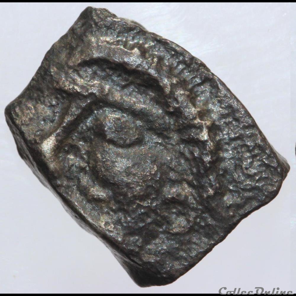 CL série 8.2 - Drachme à la main ouverte monnaie antique gauloise cl serie 8 2 drachme a la main ouverte
