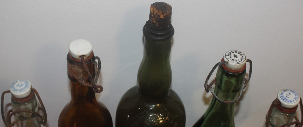 Bouteilles anciennes art de la table argenterie bistrot alimentation bouteilles anciennes
