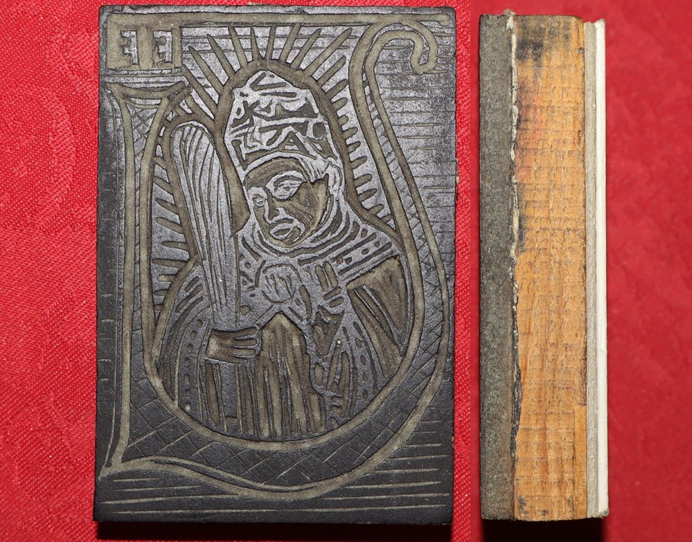 documents anciens materiel et accessoires matrice imprimerie urbain v