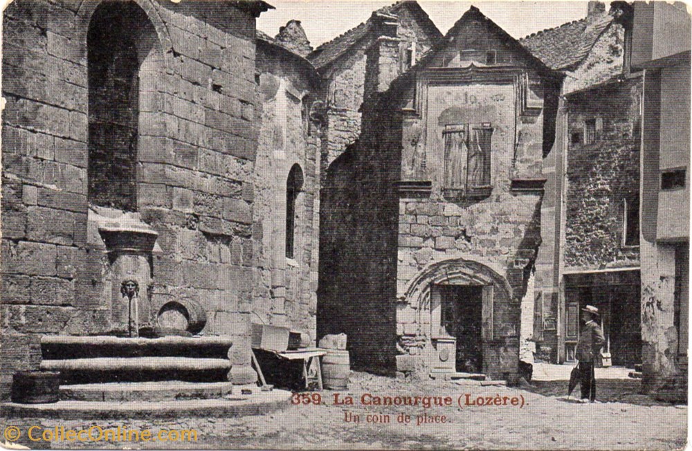 C14 - 359 - Un coin de Place cartes postales europe france c14 359 un coin de place