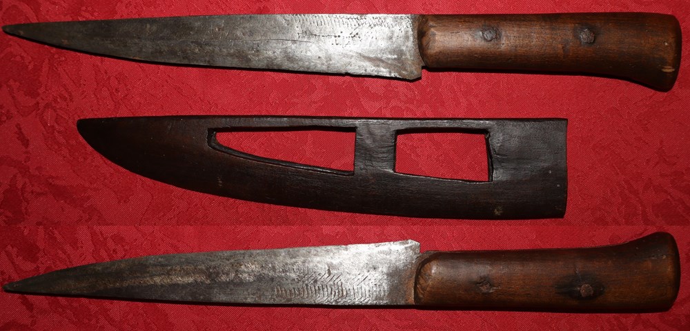 Fixe, et son étui 2 couteaux fixe et son etui